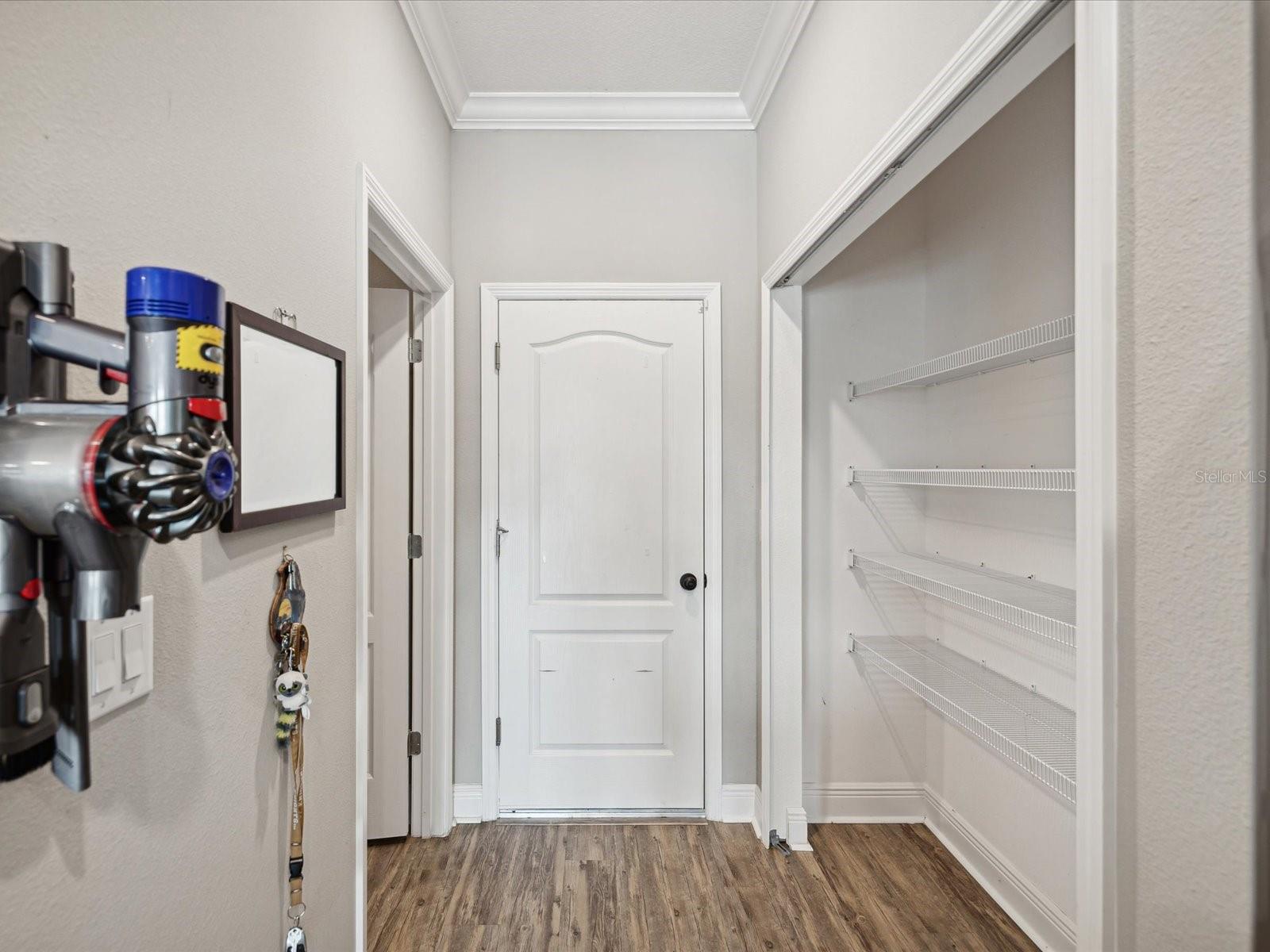 Listing photo id 21 for 7973 Abby Brooks Circle
