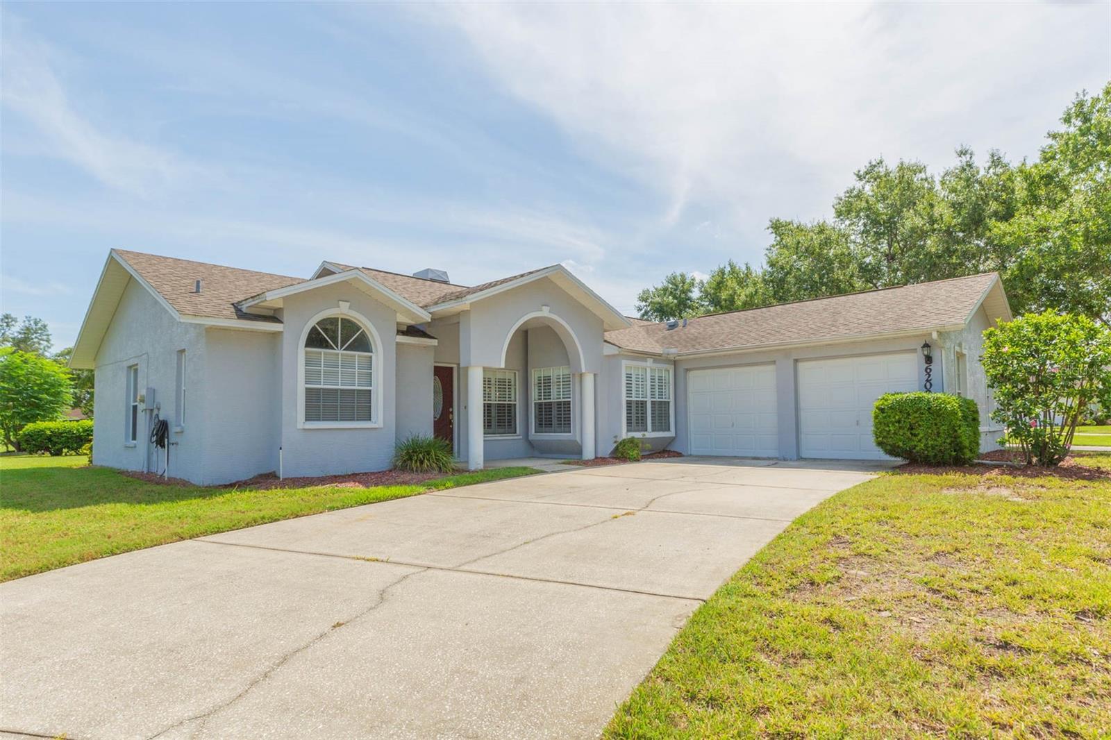 Details for 6208 Huntington Drive, ZEPHYRHILLS, FL 33542