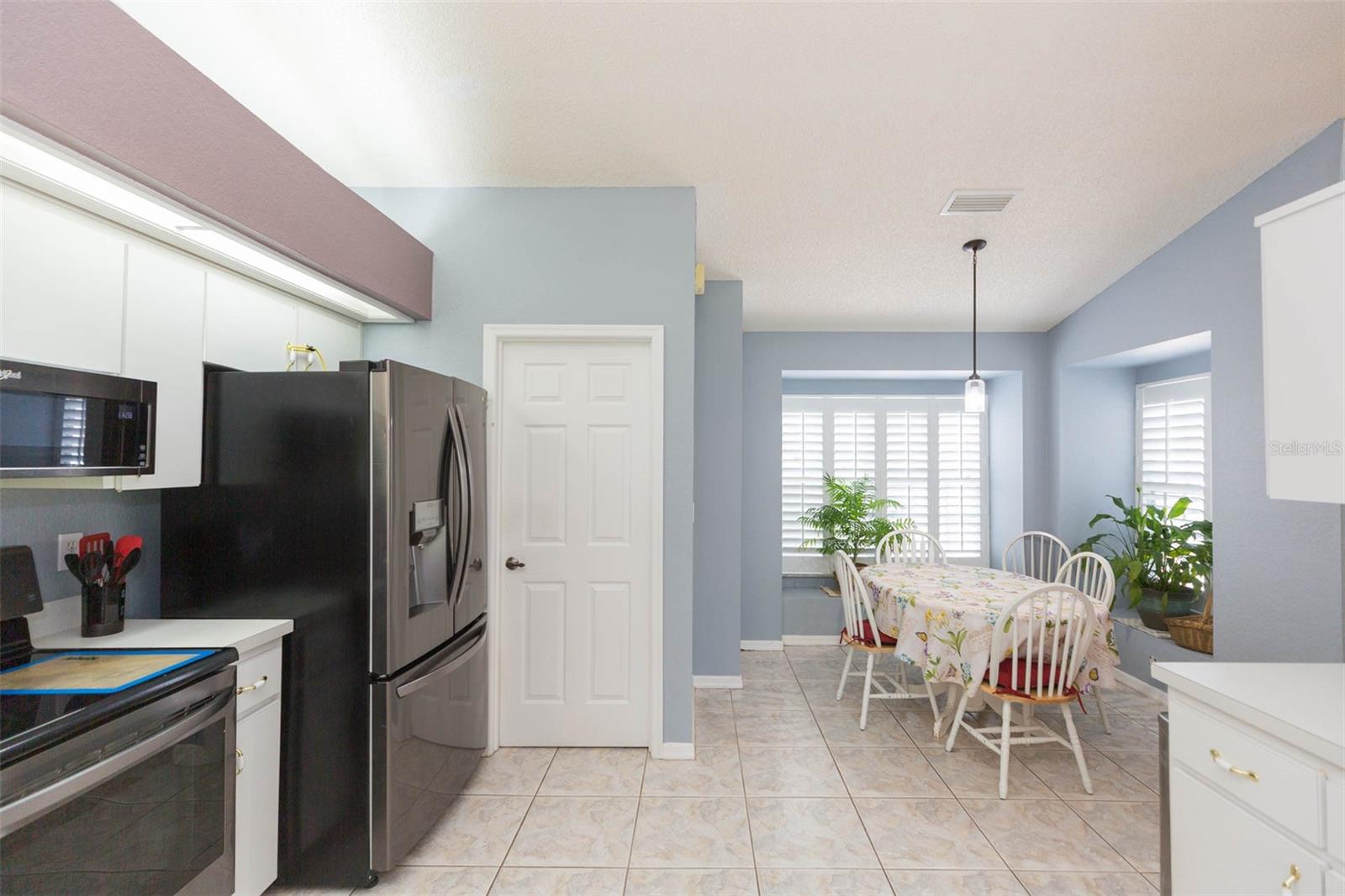 Image 21 of 46 For 6208 Huntington Drive