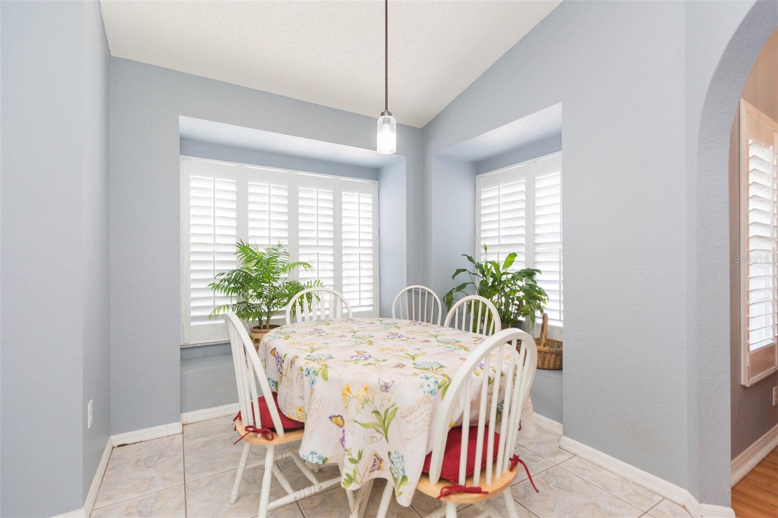 Image 23 of 46 For 6208 Huntington Drive