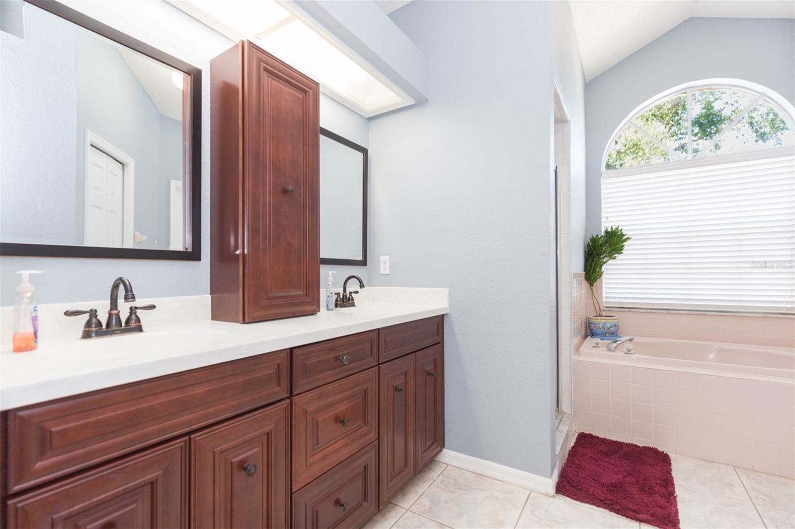 Image 36 of 46 For 6208 Huntington Drive