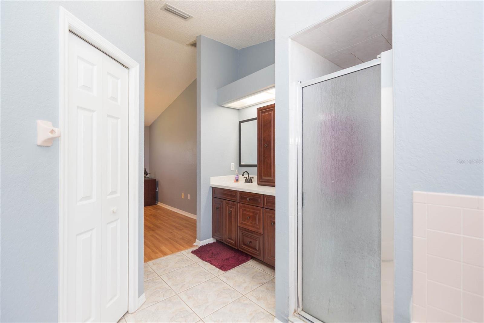 Image 38 of 46 For 6208 Huntington Drive