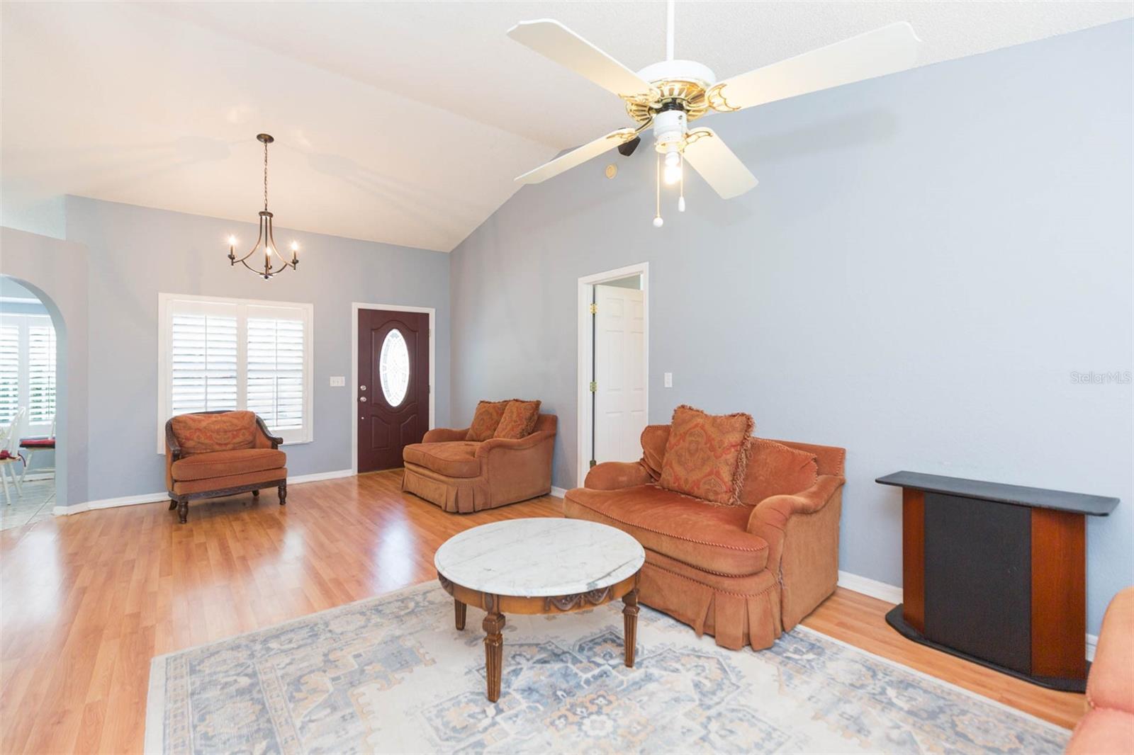 Image 6 of 46 For 6208 Huntington Drive