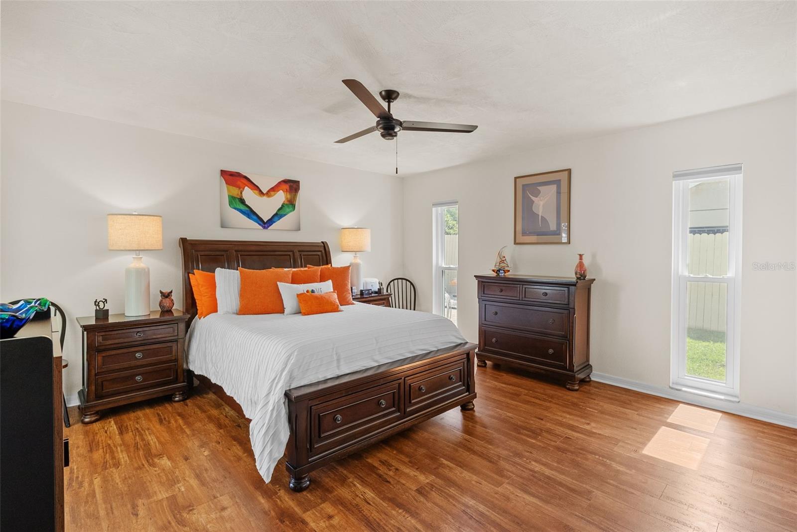 Listing photo id 33 for 4707 Cresson Court