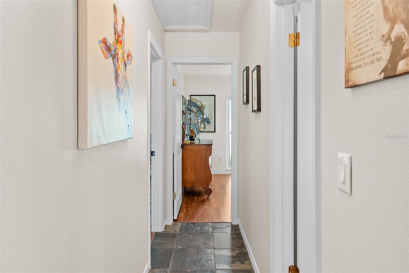 Listing photo id 36 for 4707 Cresson Court