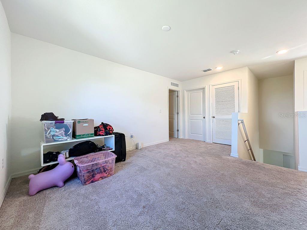 Image 16 of 36 For 17209 Sabrina Circle