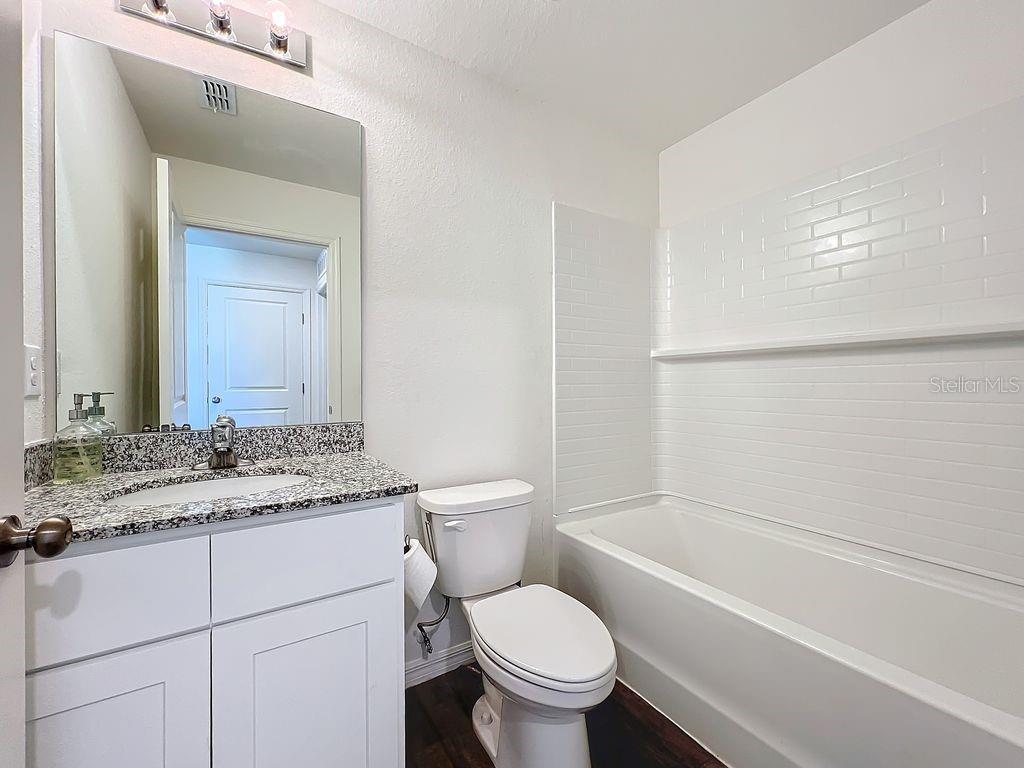 Image 24 of 36 For 17209 Sabrina Circle