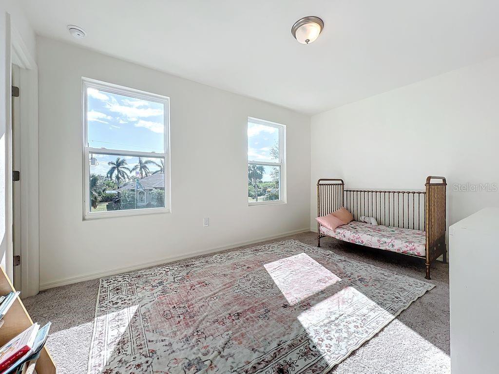 Image 26 of 36 For 17209 Sabrina Circle