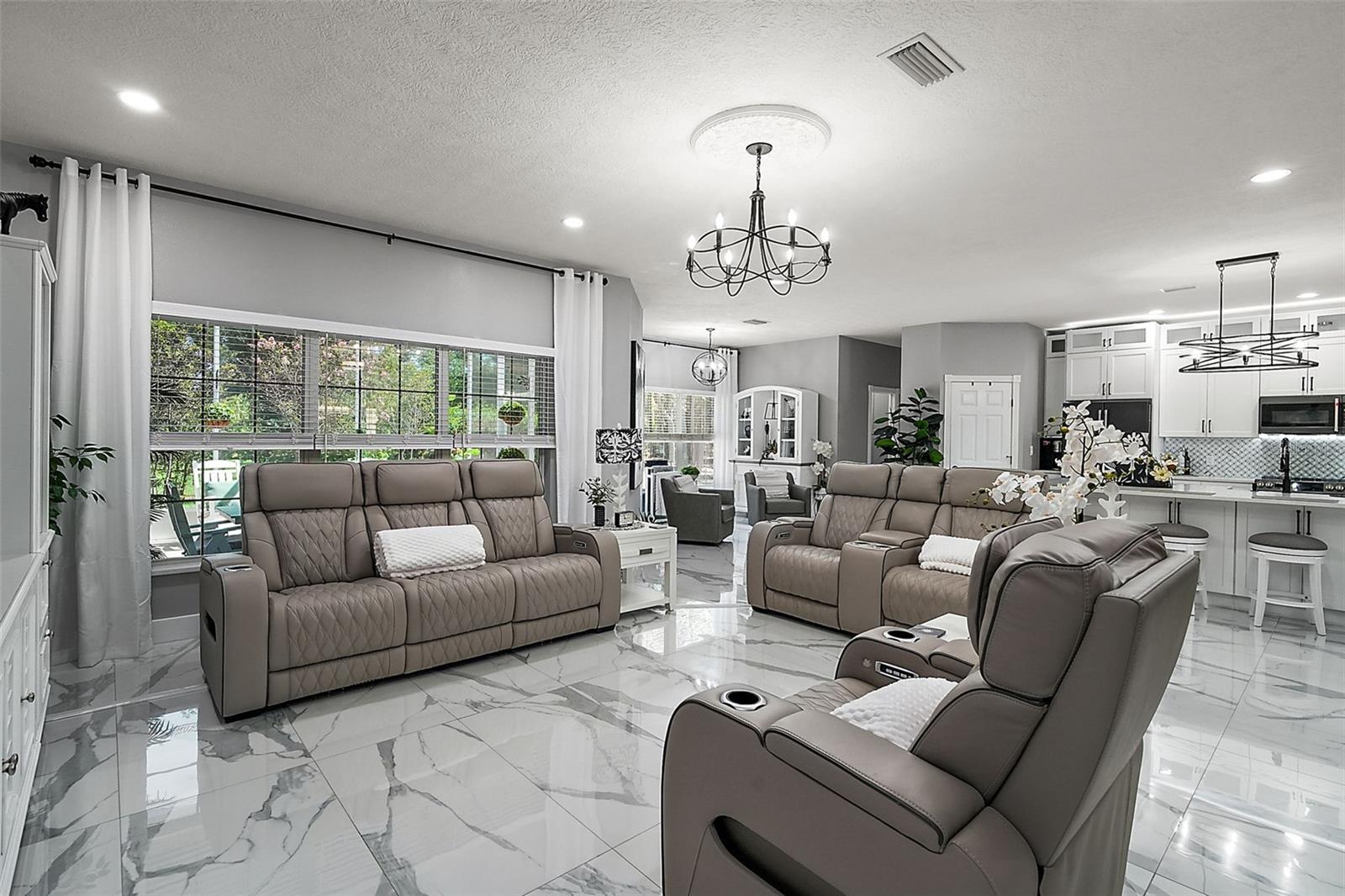 Image 11 of 76 For 16231 80th Street