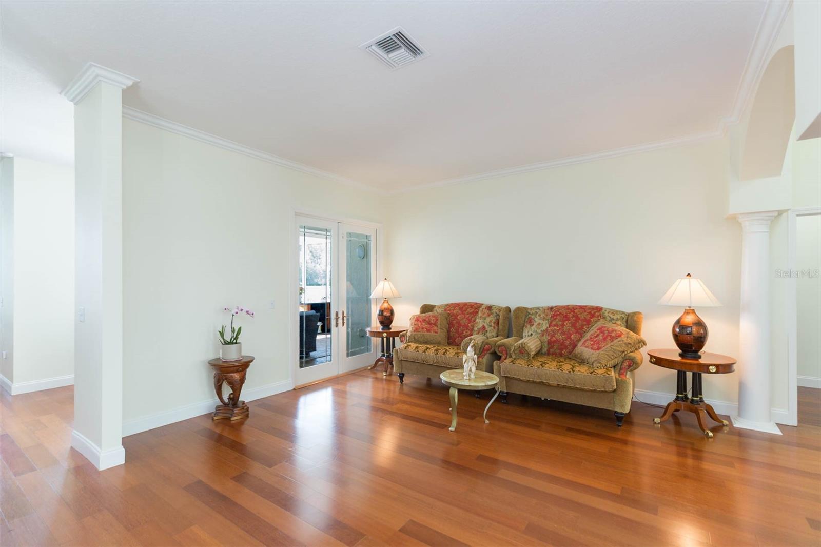 Image 11 of 65 For 18111 Diamond Cove Court