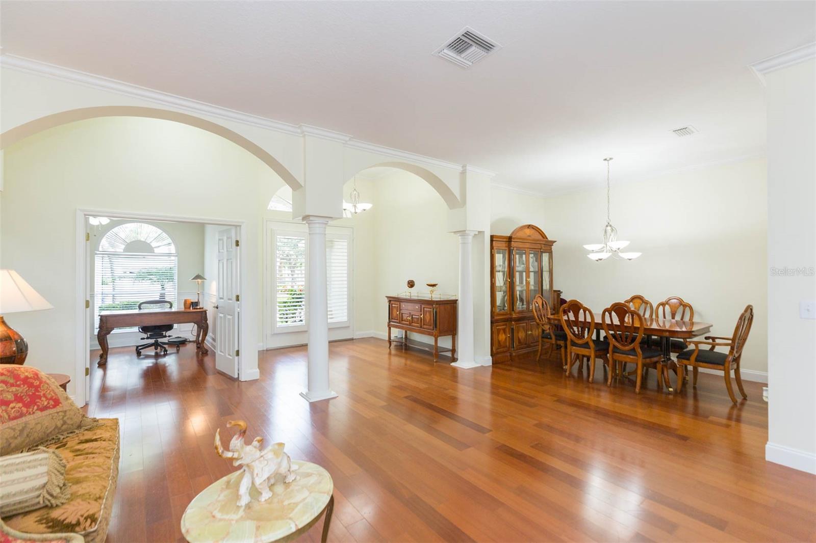 Image 12 of 65 For 18111 Diamond Cove Court