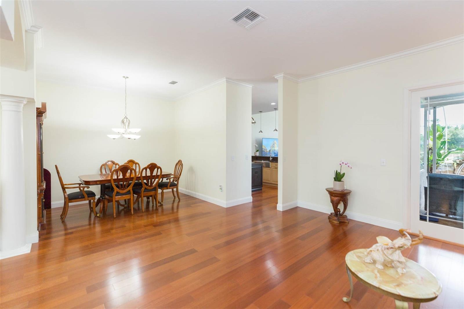 Image 14 of 65 For 18111 Diamond Cove Court
