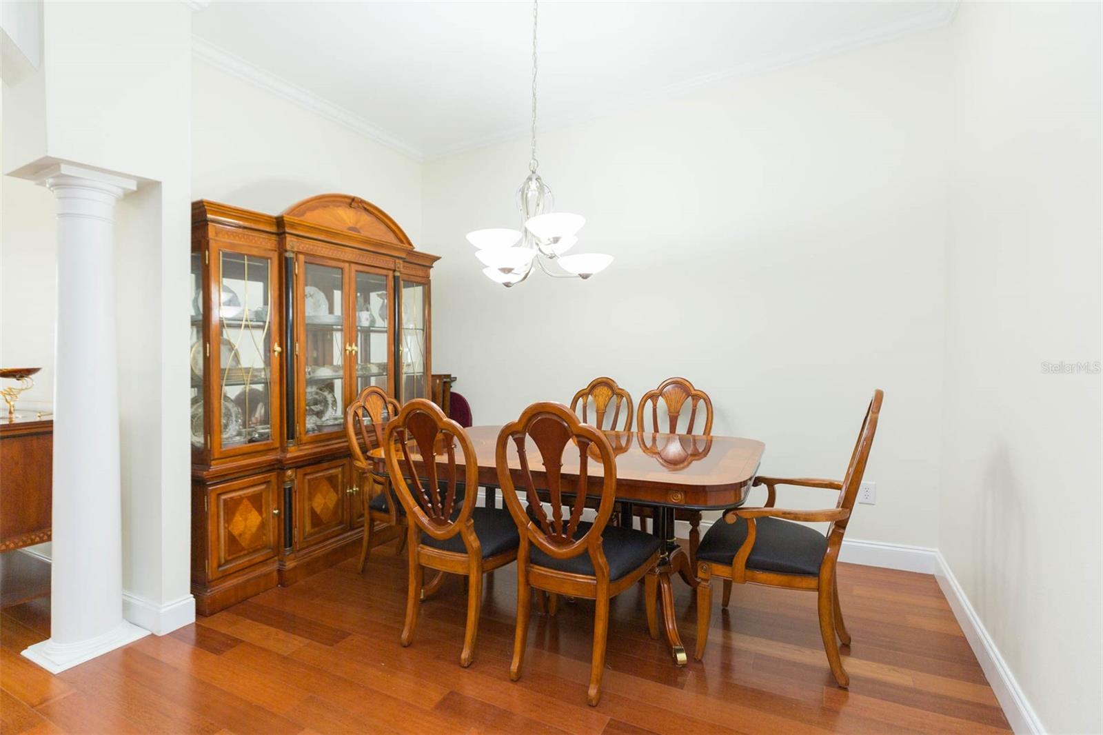 Image 15 of 65 For 18111 Diamond Cove Court