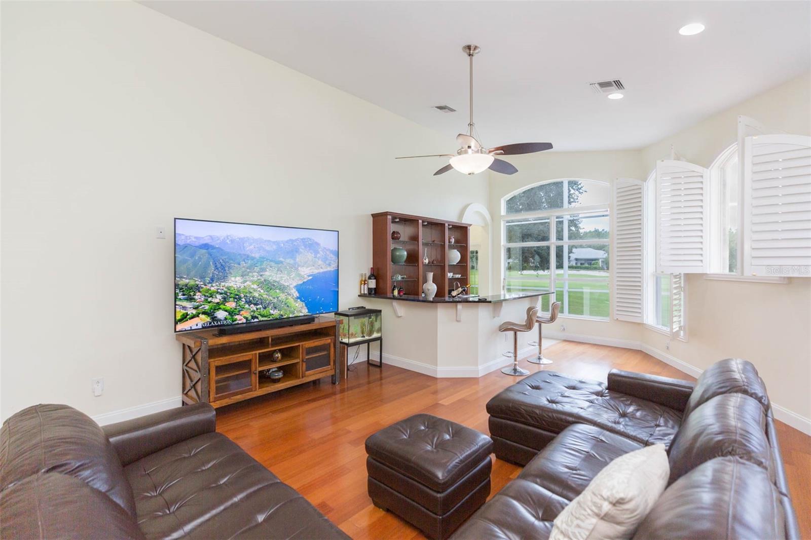 Image 17 of 65 For 18111 Diamond Cove Court