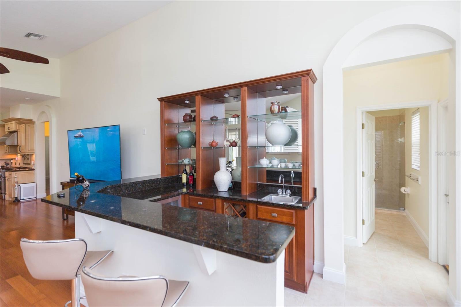 Image 22 of 65 For 18111 Diamond Cove Court