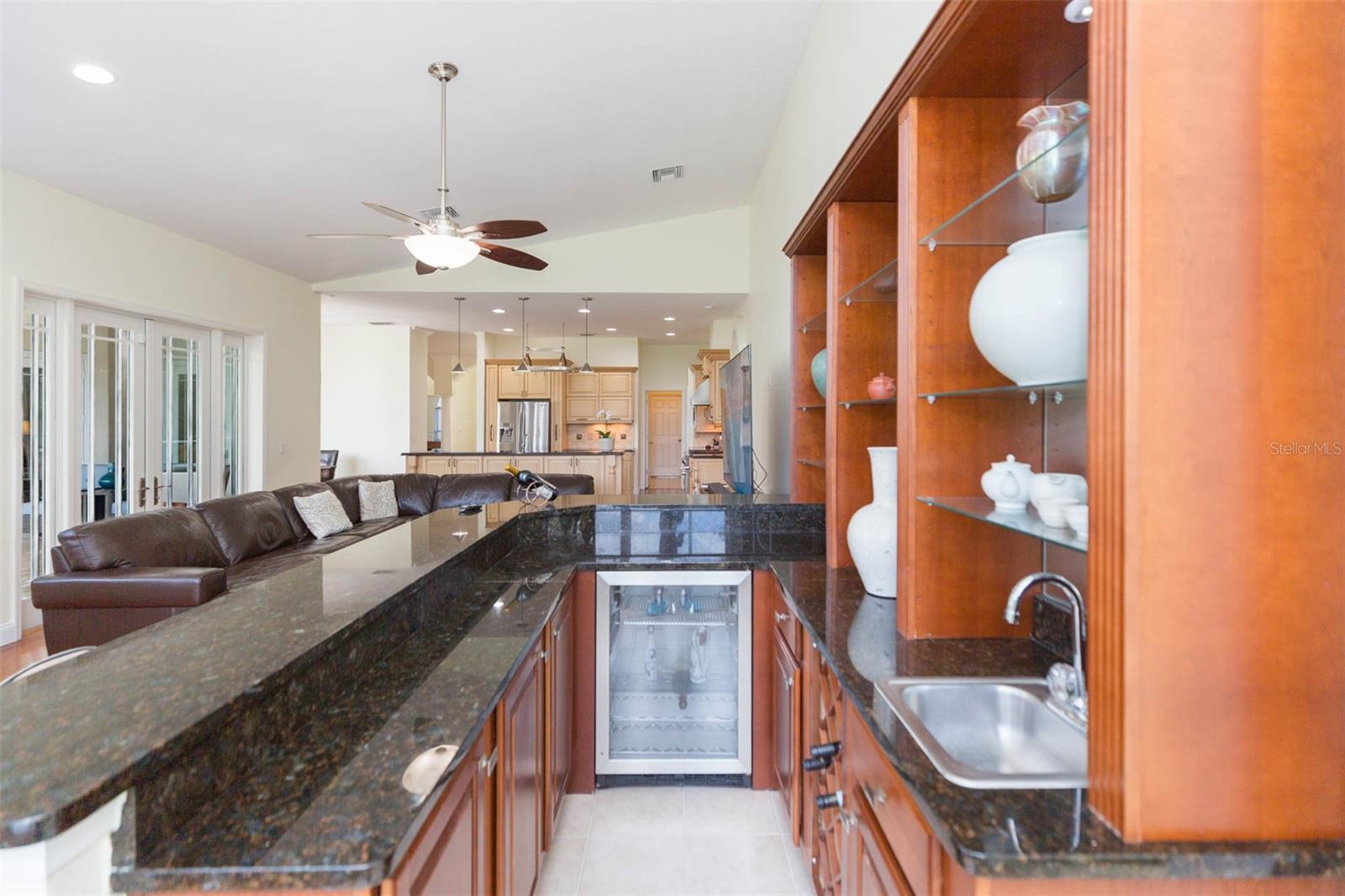 Image 23 of 65 For 18111 Diamond Cove Court