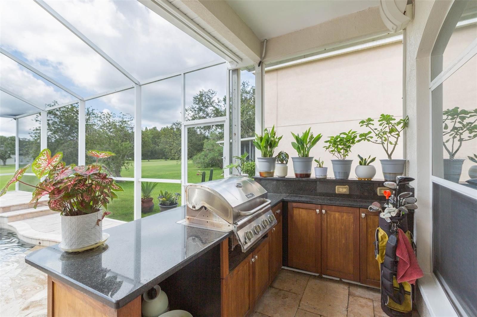 Image 43 of 65 For 18111 Diamond Cove Court