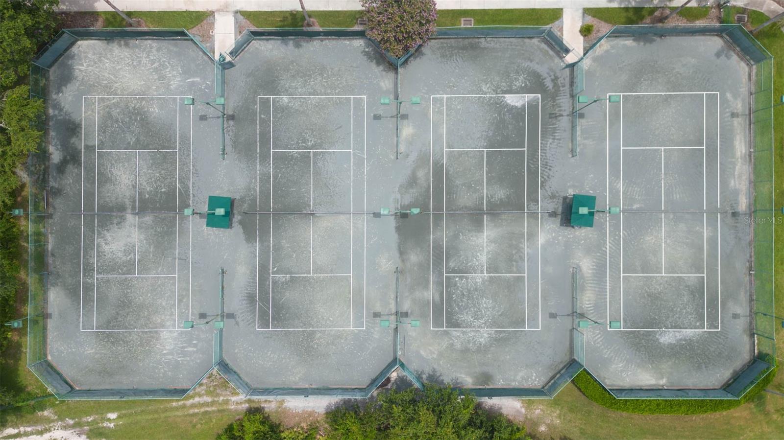 Image 68 of 75 For 18111 Diamond Cove Court