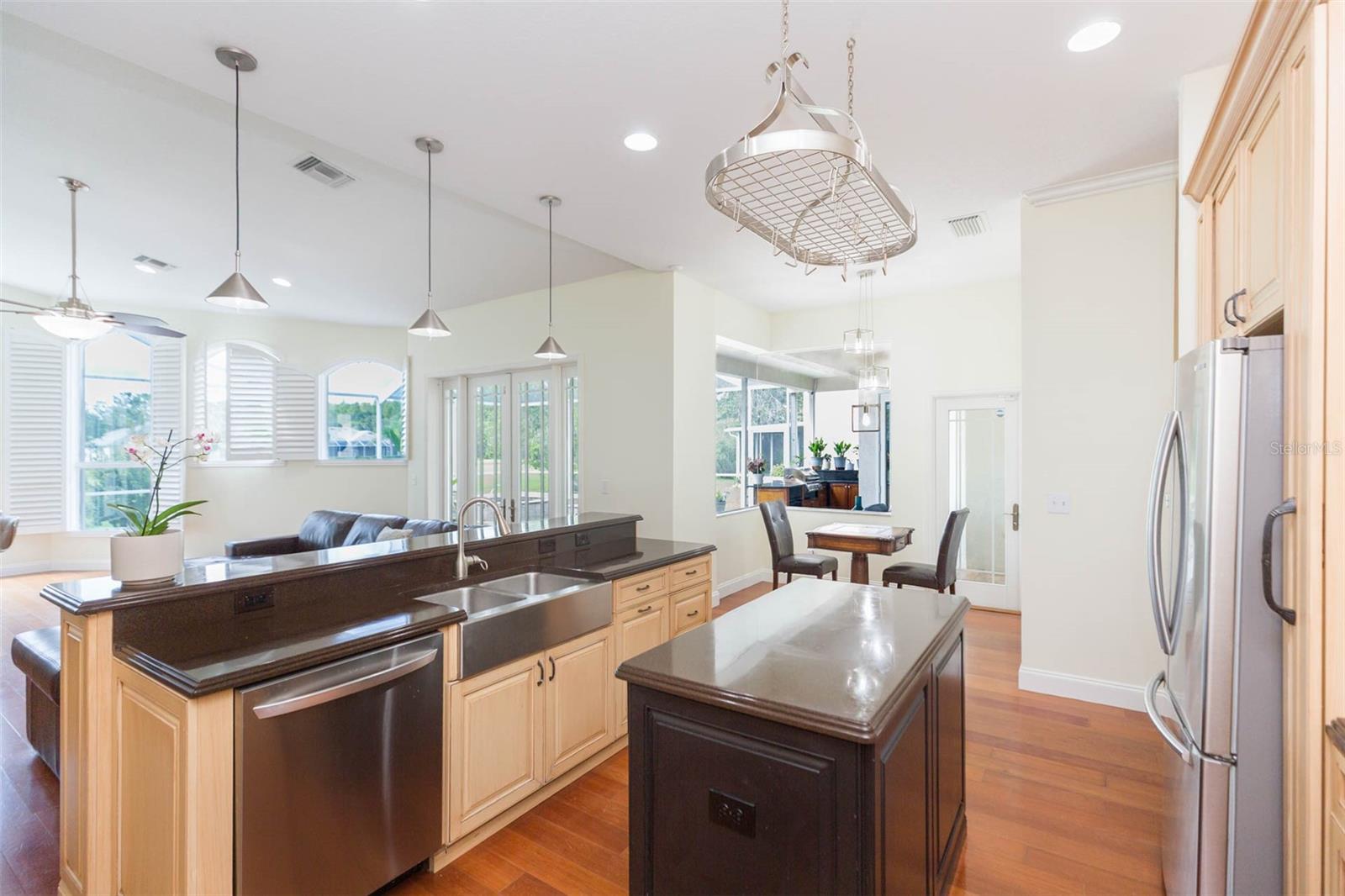 Image 8 of 65 For 18111 Diamond Cove Court