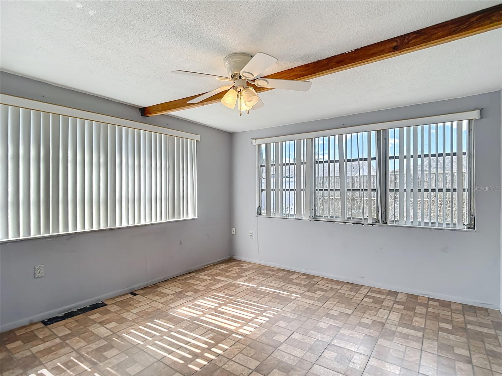 Image 11 of 45 For 6250 7th Avenue
