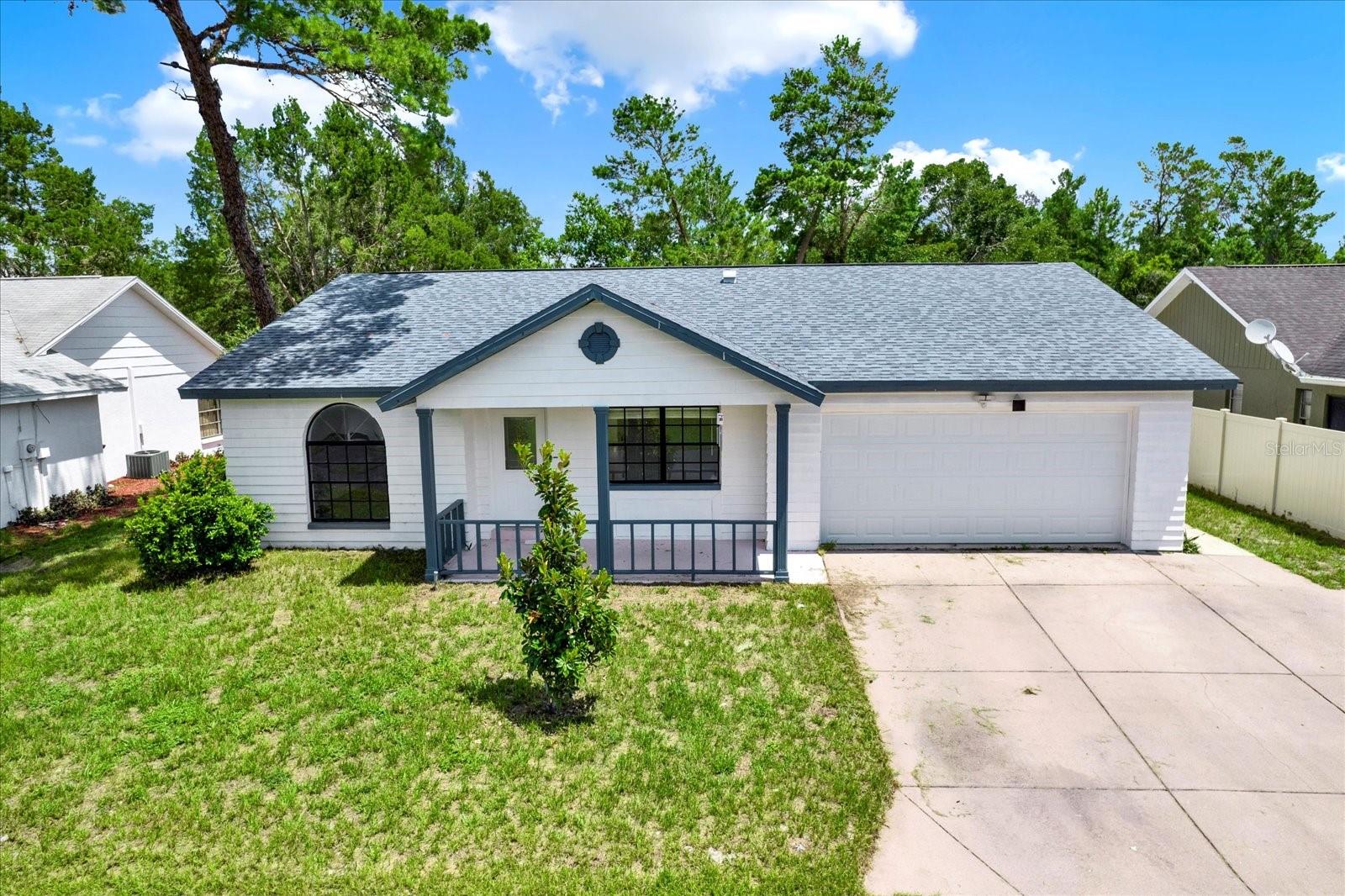 Listing photo id 23 for 10319 Alberta Court