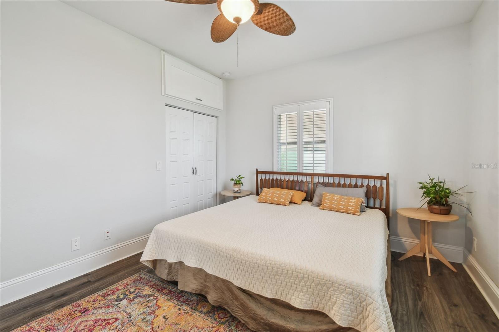 Image 16 of 35 For 204 Tampania Avenue
