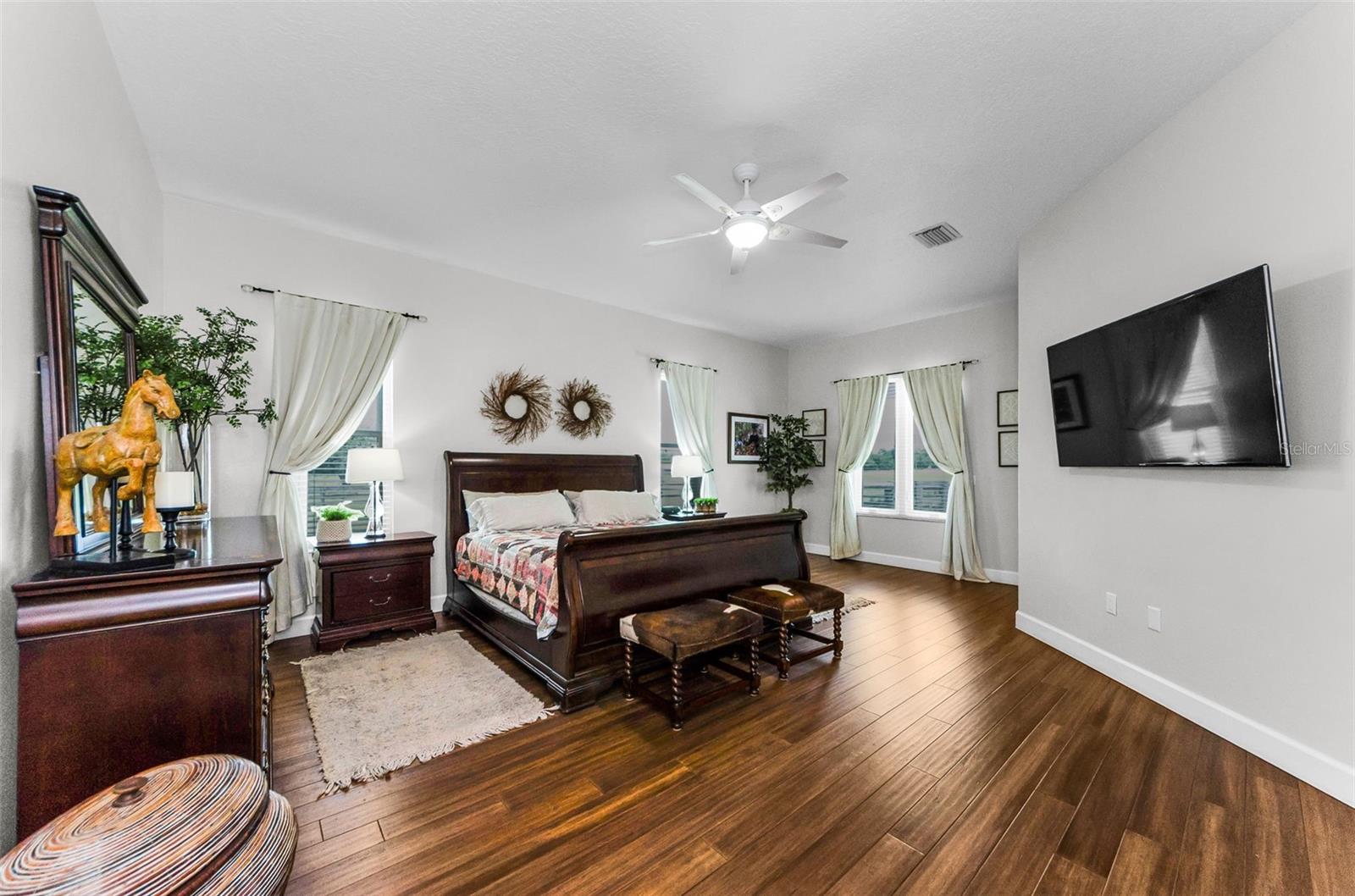 Image 41 of 95 For 22327 Mizell Road