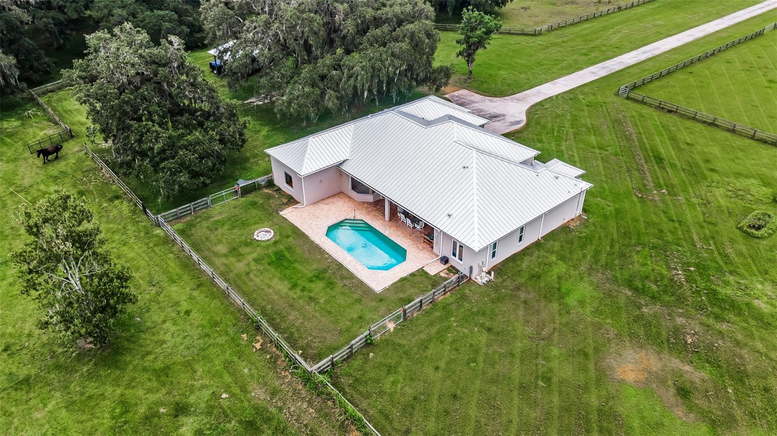 Image 63 of 95 For 22327 Mizell Road