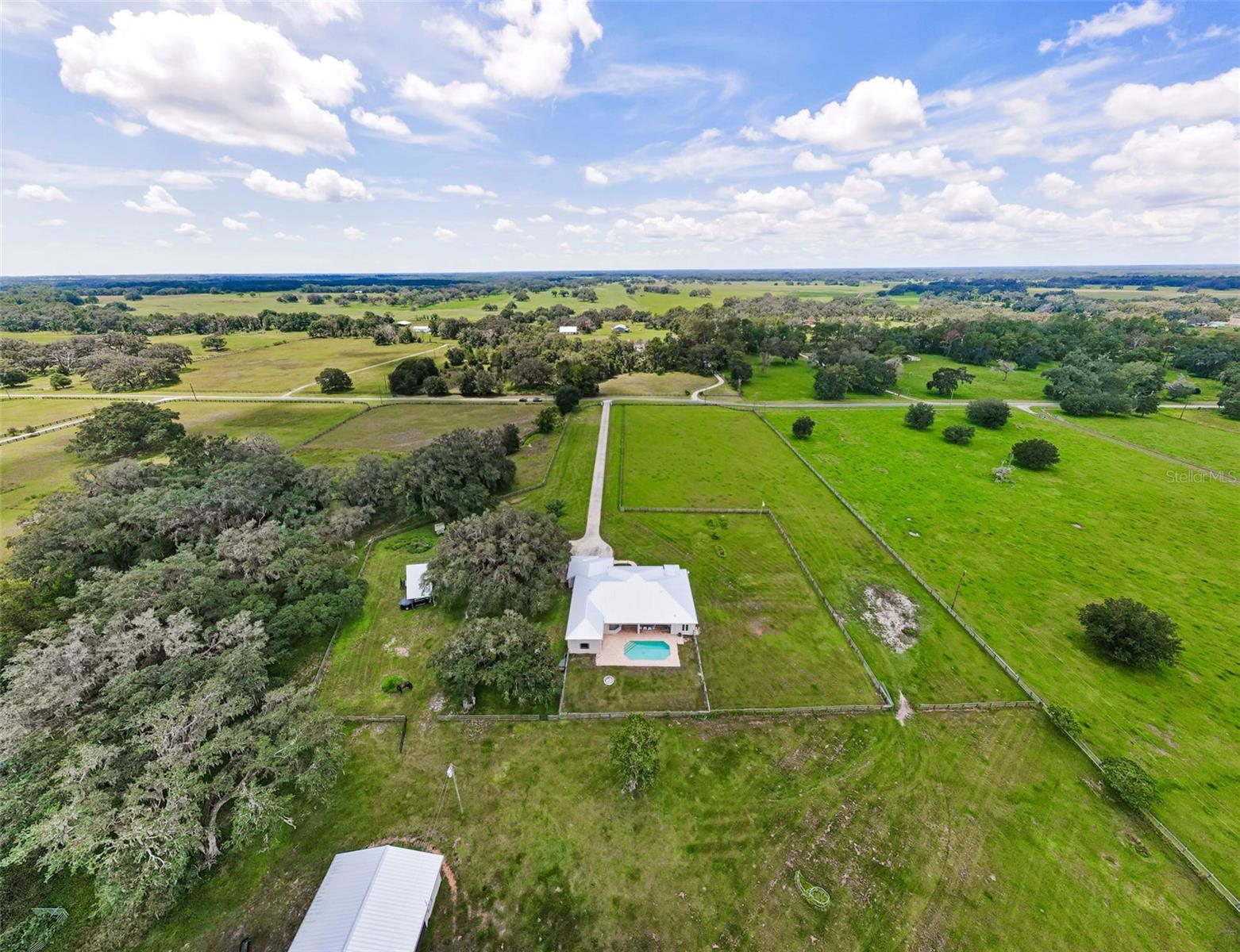 Image 65 of 95 For 22327 Mizell Road