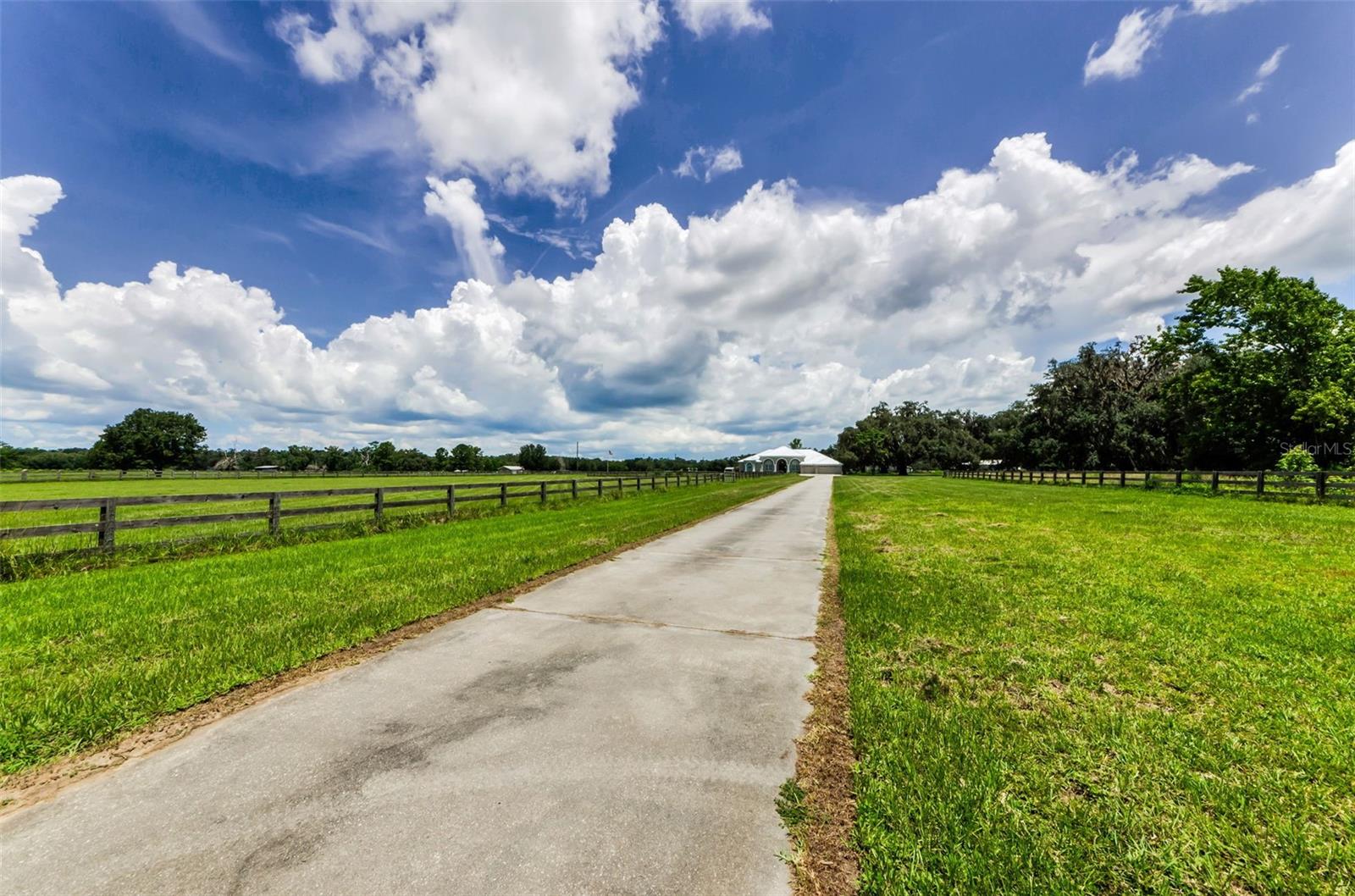 Image 9 of 95 For 22327 Mizell Road