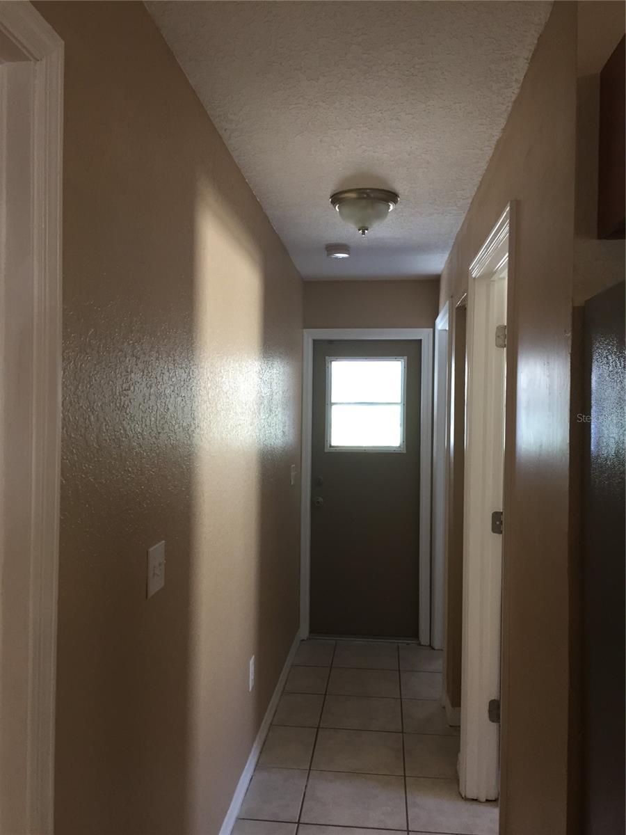 Listing photo id 24 for 4309 Longshore Drive