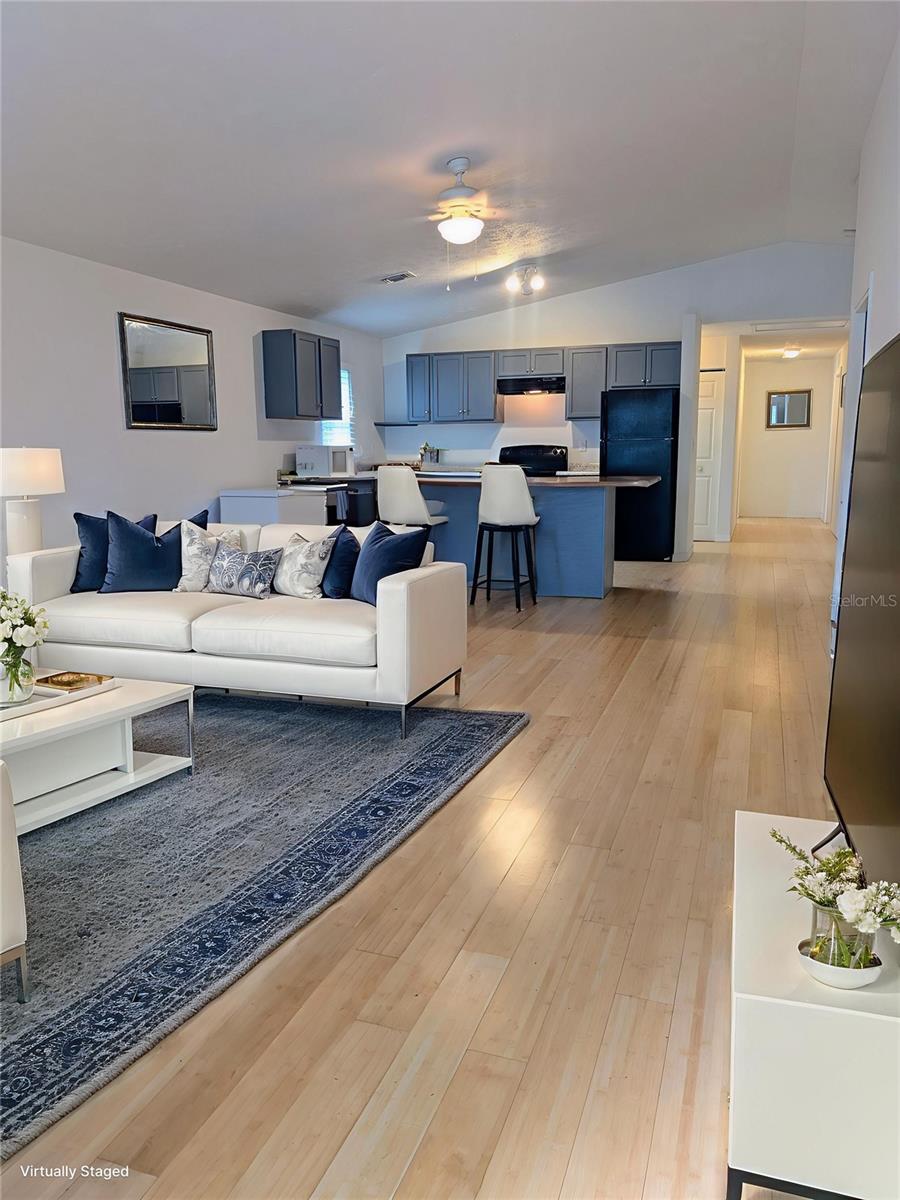 Image 6 of 28 For 3770 44th Avenue N