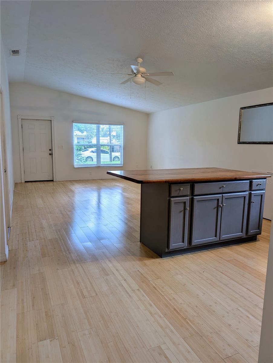 Image 7 of 28 For 3770 44th Avenue N