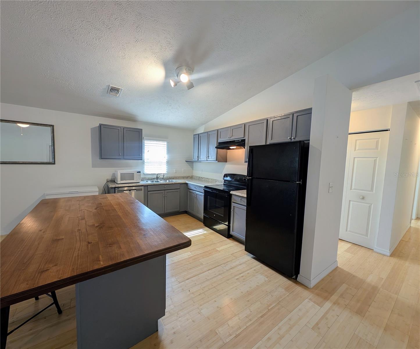 Image 8 of 28 For 3770 44th Avenue N