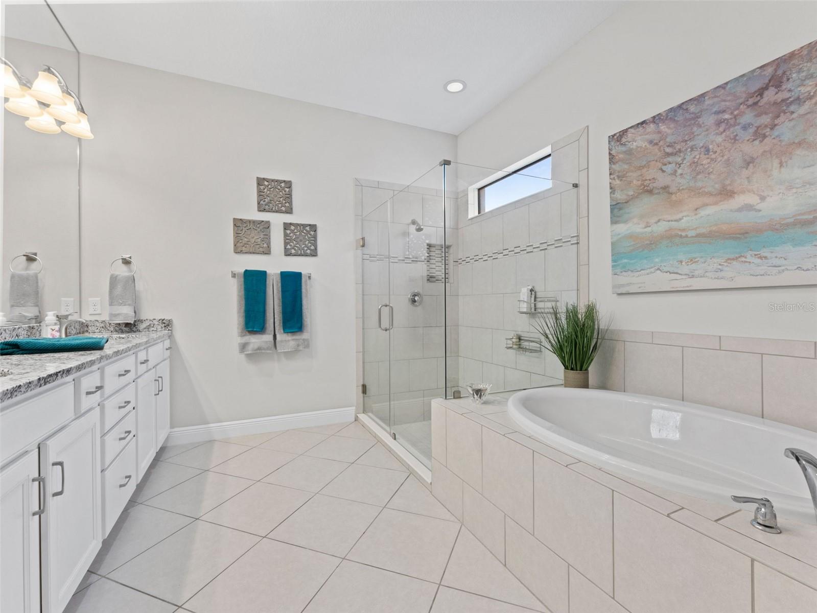 Image 17 of 41 For 5116 Lakecastle Drive