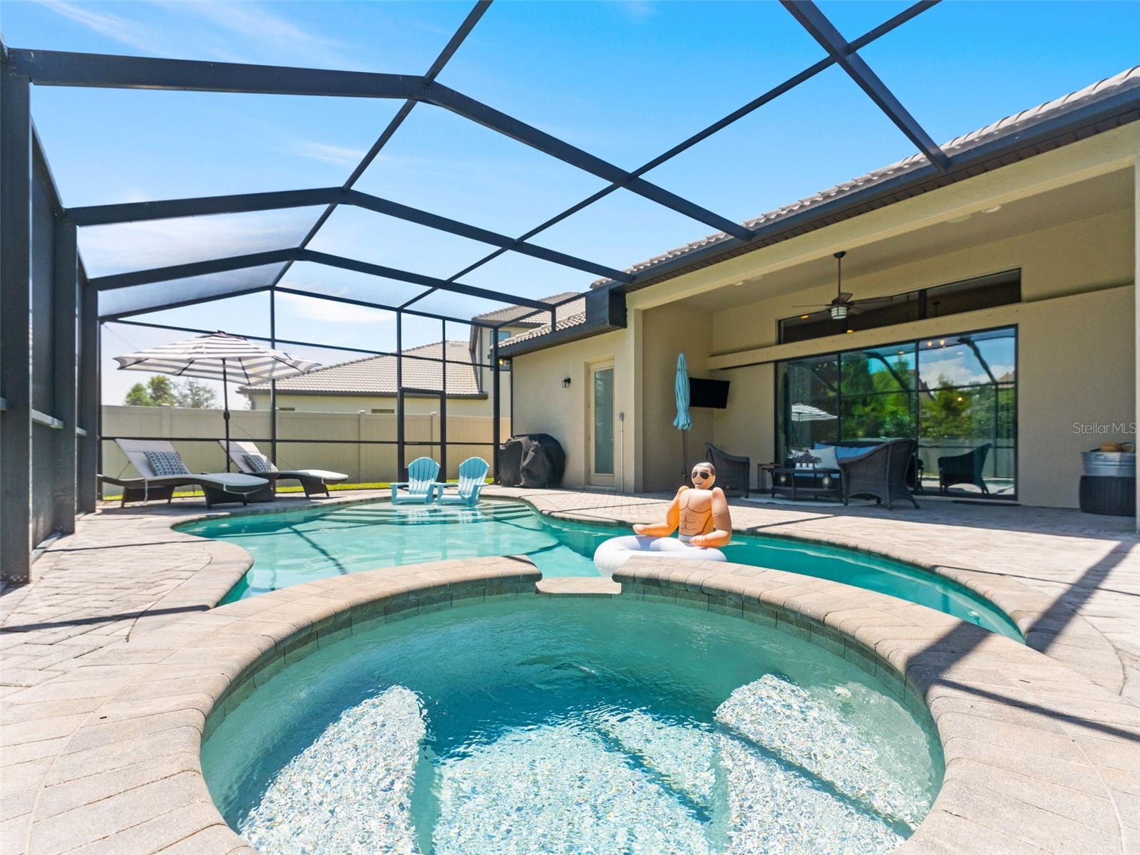 Image 32 of 41 For 5116 Lakecastle Drive