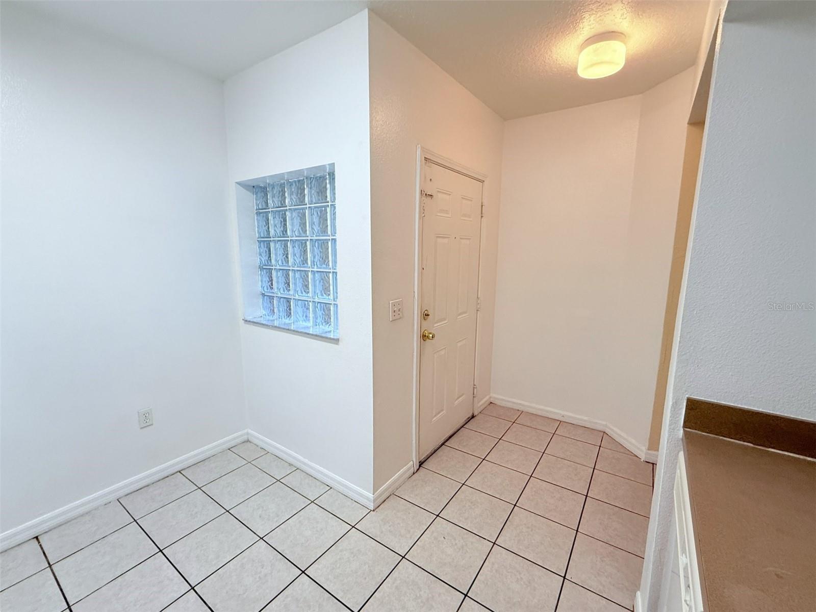 Image 5 of 34 For 6448 Cypressdale Drive 101