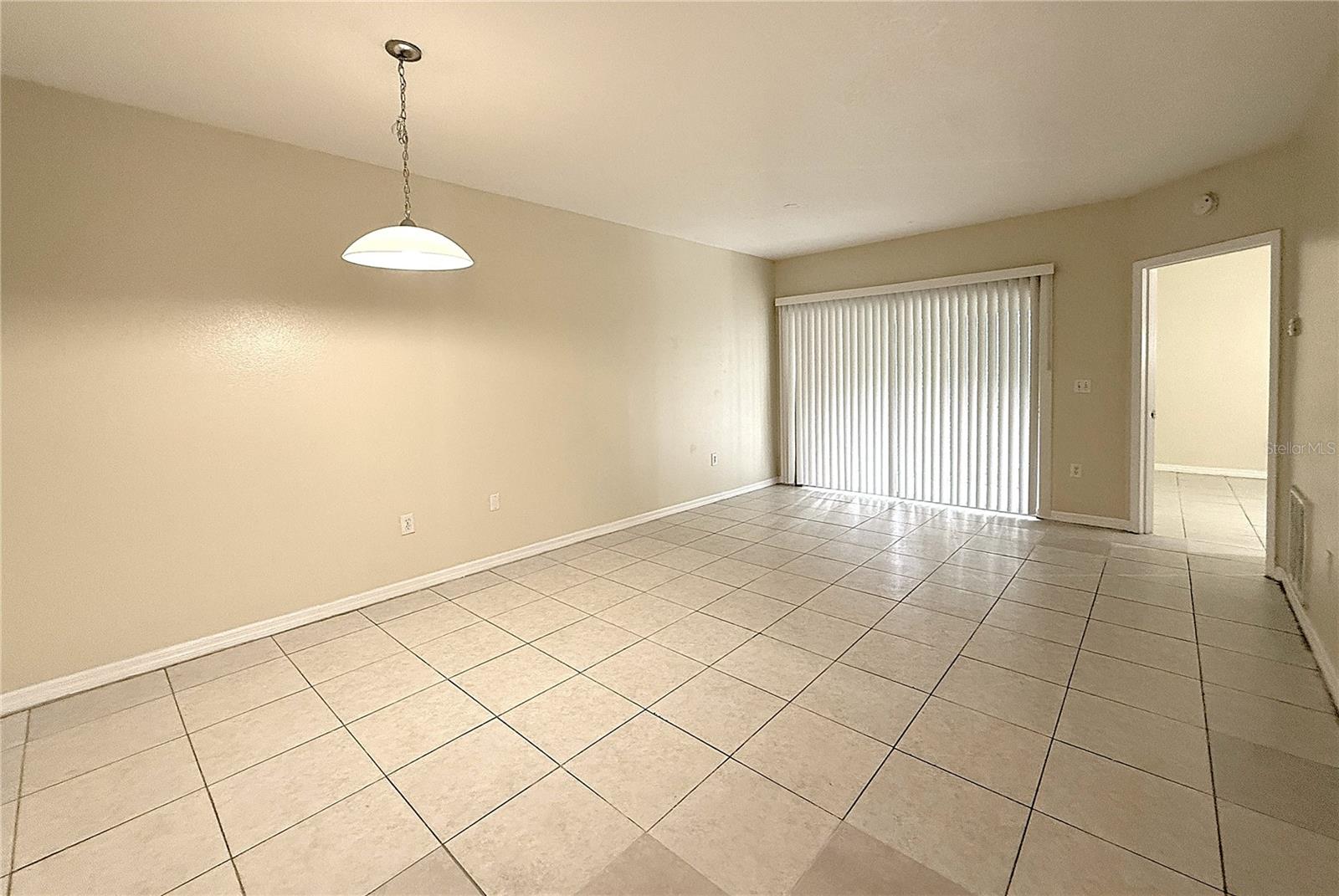 Image 7 of 34 For 6448 Cypressdale Drive 101
