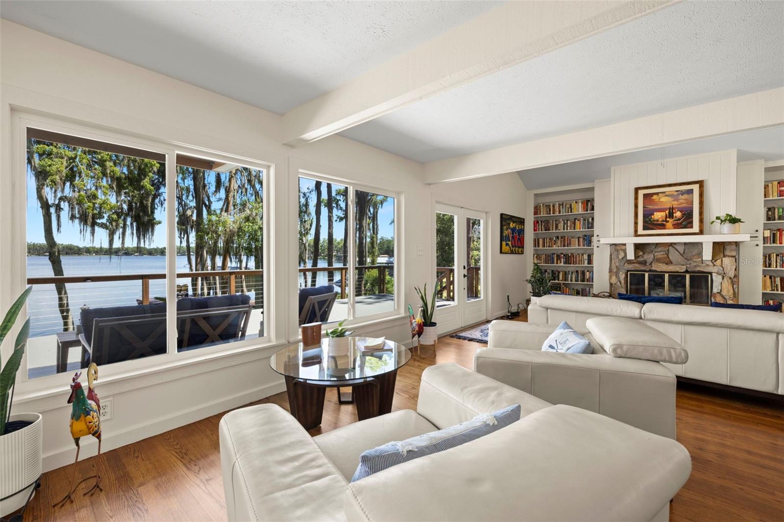 Listing photo id 10 for 14412 Wadsworth Drive