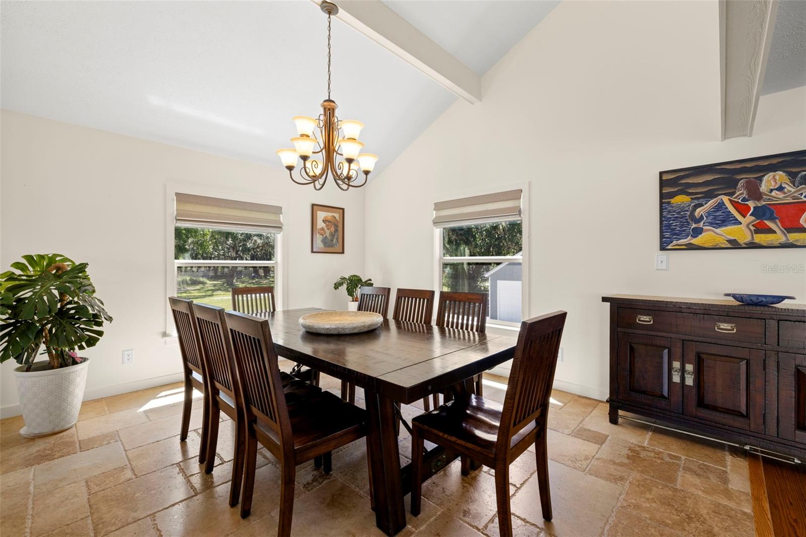Listing photo id 11 for 14412 Wadsworth Drive