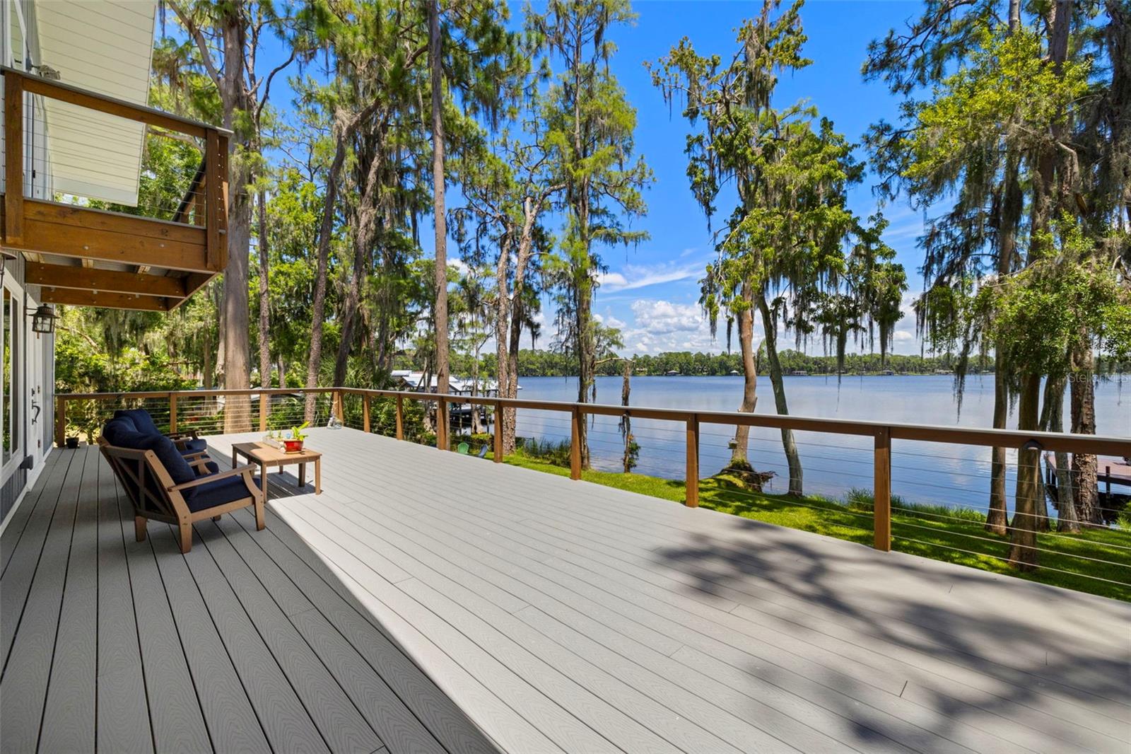 Listing photo id 26 for 14412 Wadsworth Drive