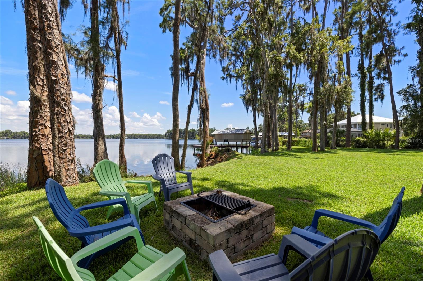 Listing photo id 29 for 14412 Wadsworth Drive