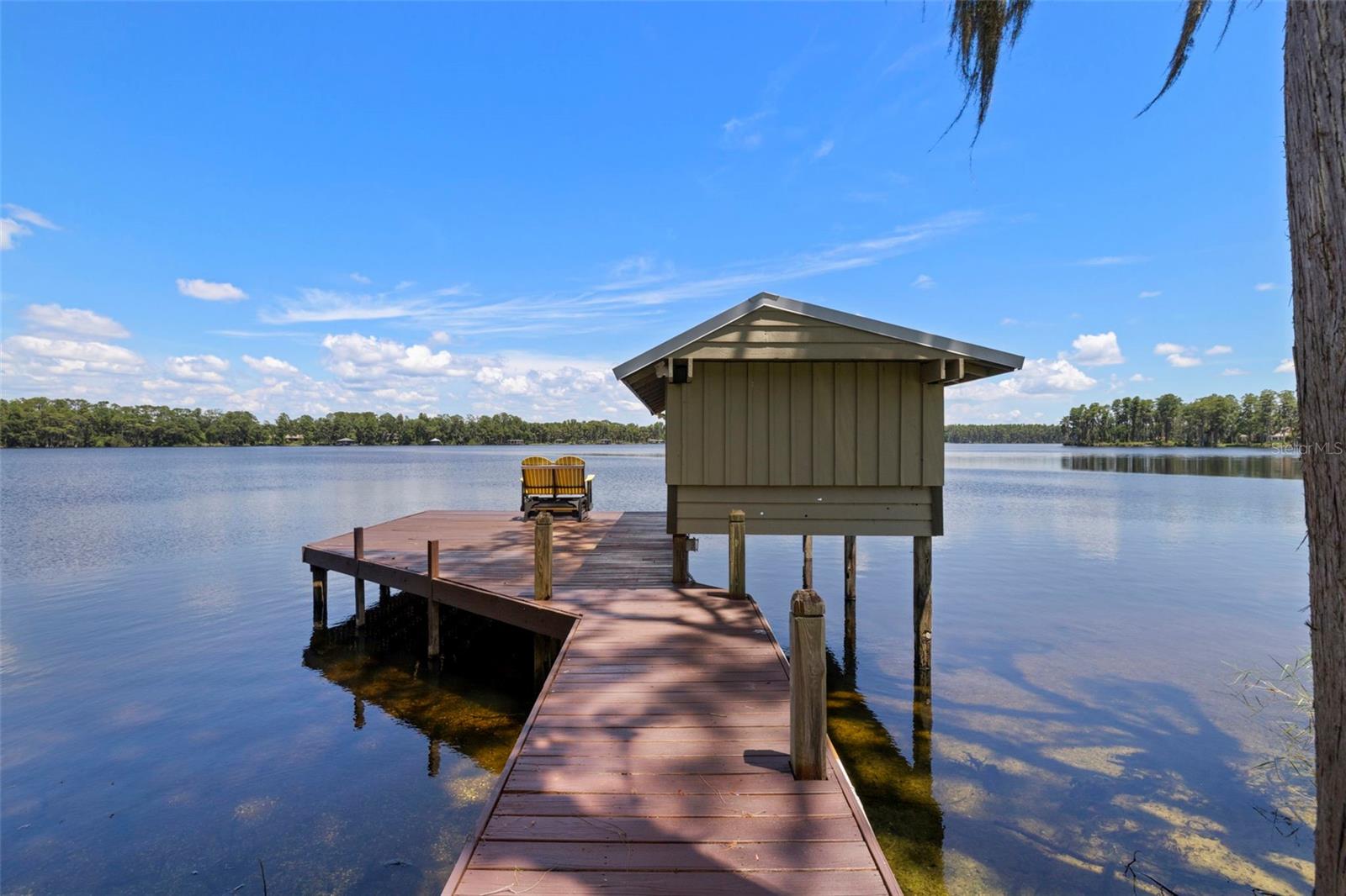Listing photo id 30 for 14412 Wadsworth Drive