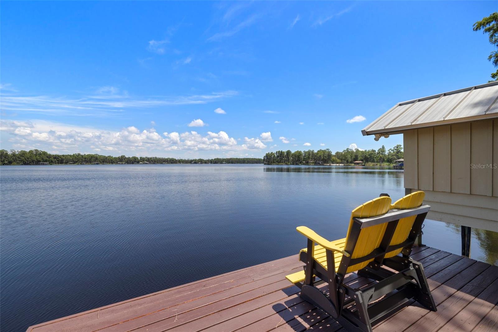 Listing photo id 31 for 14412 Wadsworth Drive