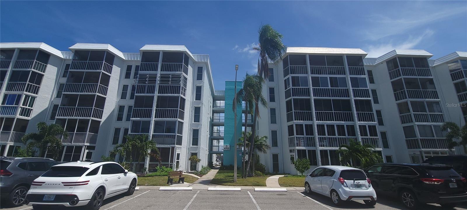 Details for 4900 38th Way S 302, ST PETERSBURG, FL 33711