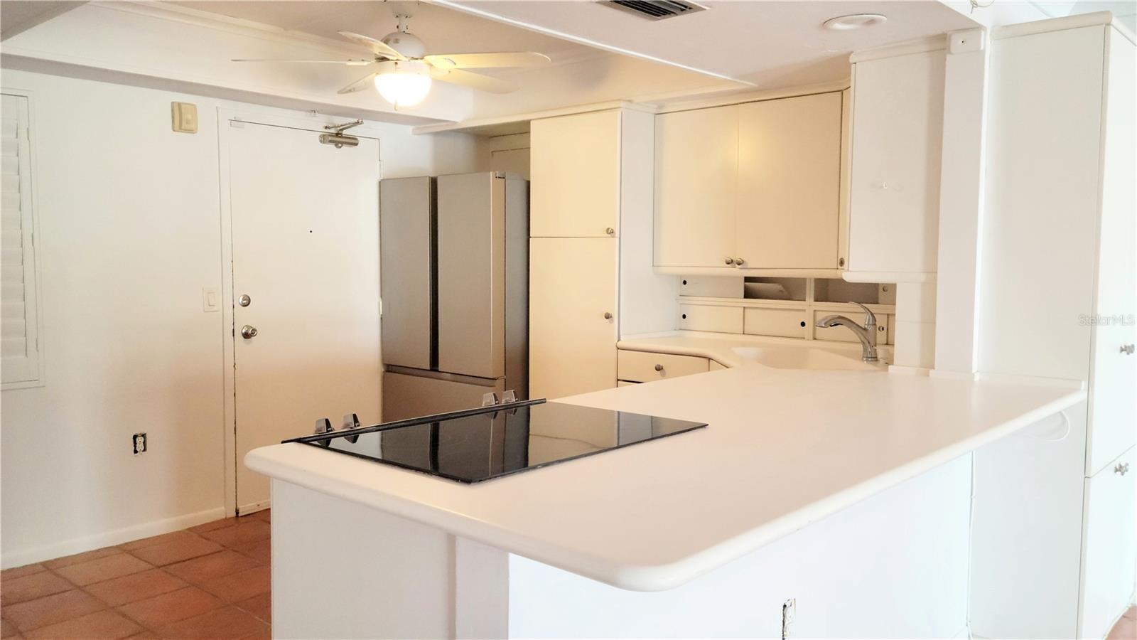 Image 3 of 22 For 4900 38th Way S 302