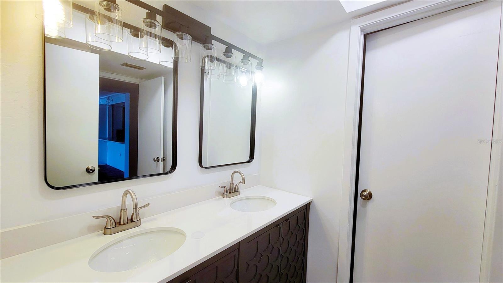 Image 8 of 22 For 4900 38th Way S 302