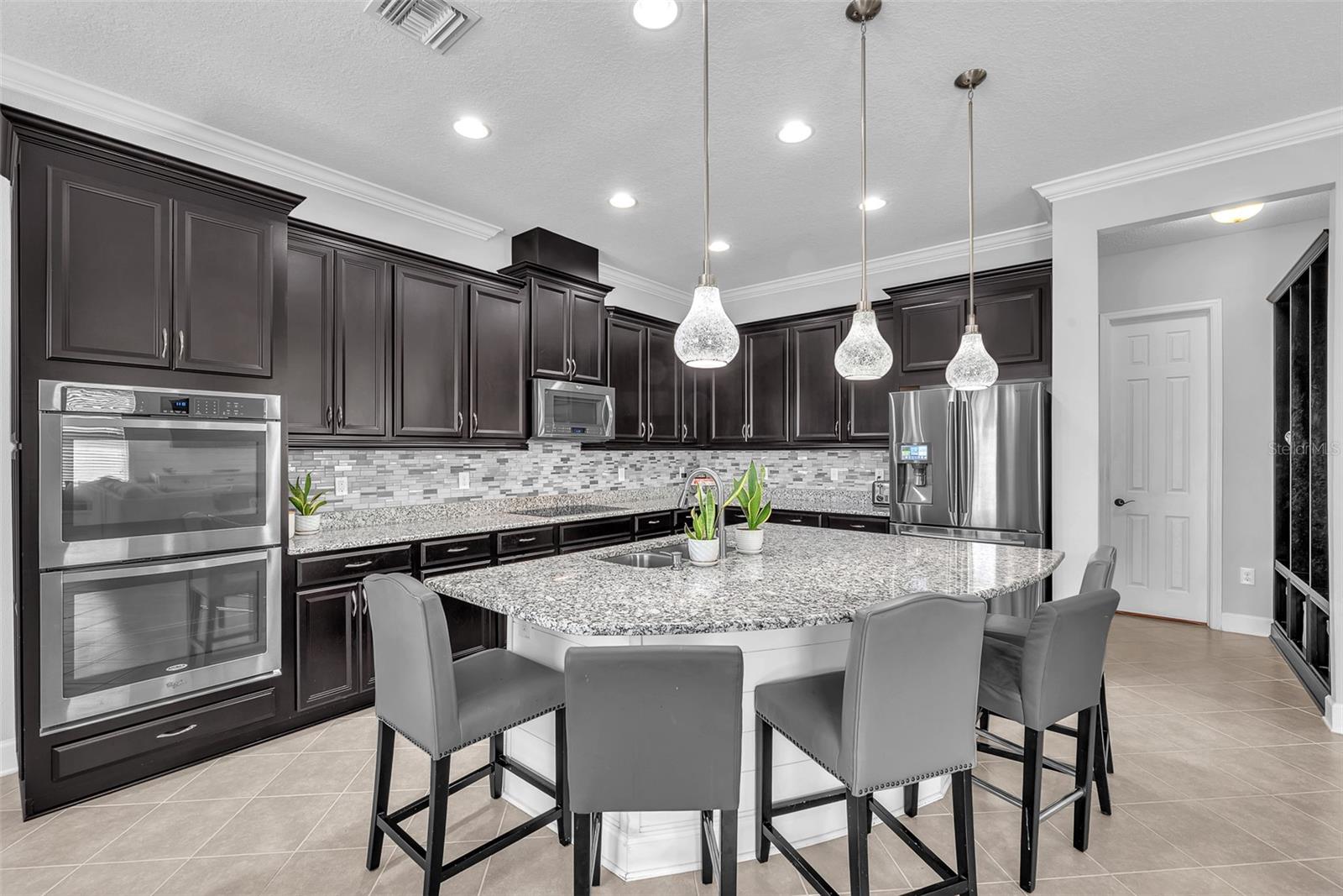 Listing photo id 14 for 11831 Cross Vine Drive