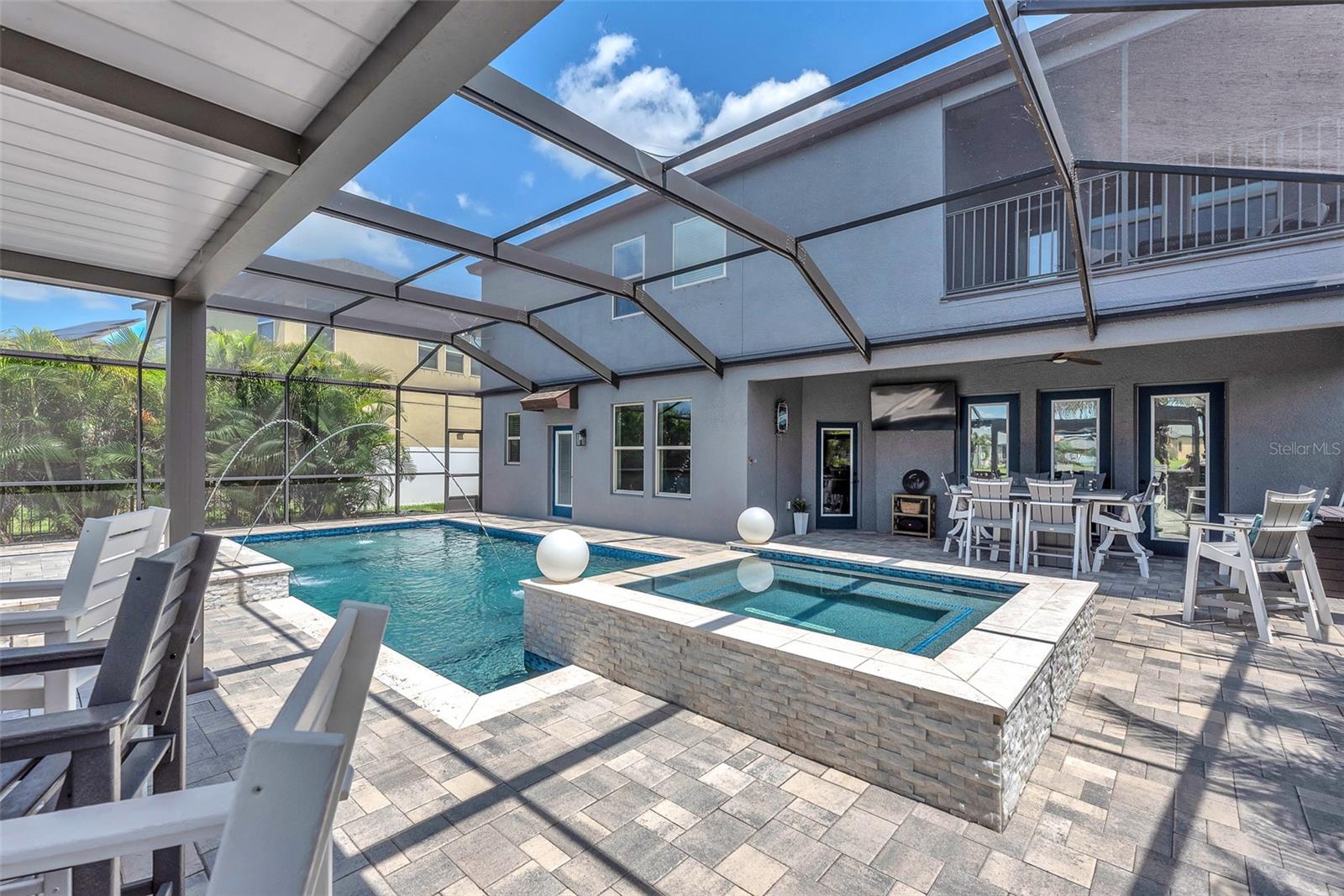 Listing photo id 41 for 11831 Cross Vine Drive