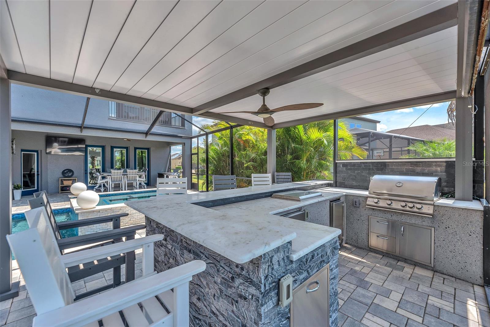 Listing photo id 42 for 11831 Cross Vine Drive
